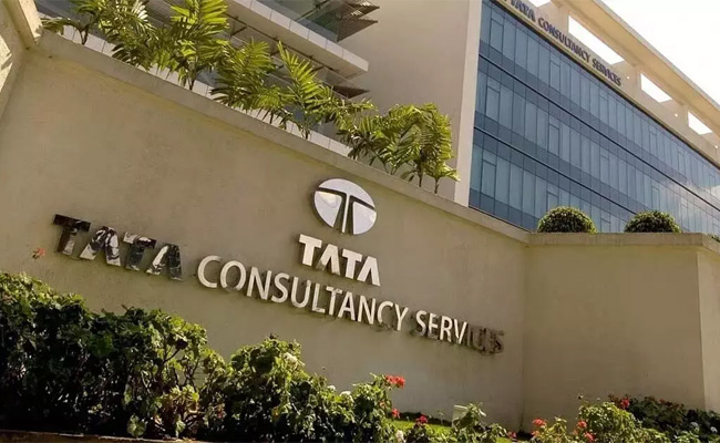 Nashik TCS case: Accused Nida Khan held in Chhatrapati Sambhajinagar